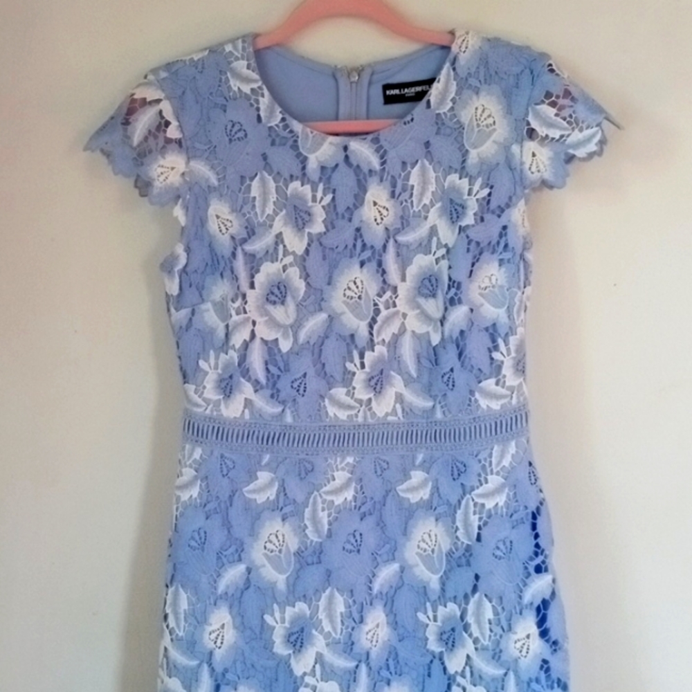 BEAUTIFUL BLUE AND WHITE LACE DRESS BY KARL LAGERFELD of PARIS SIZE SMALL